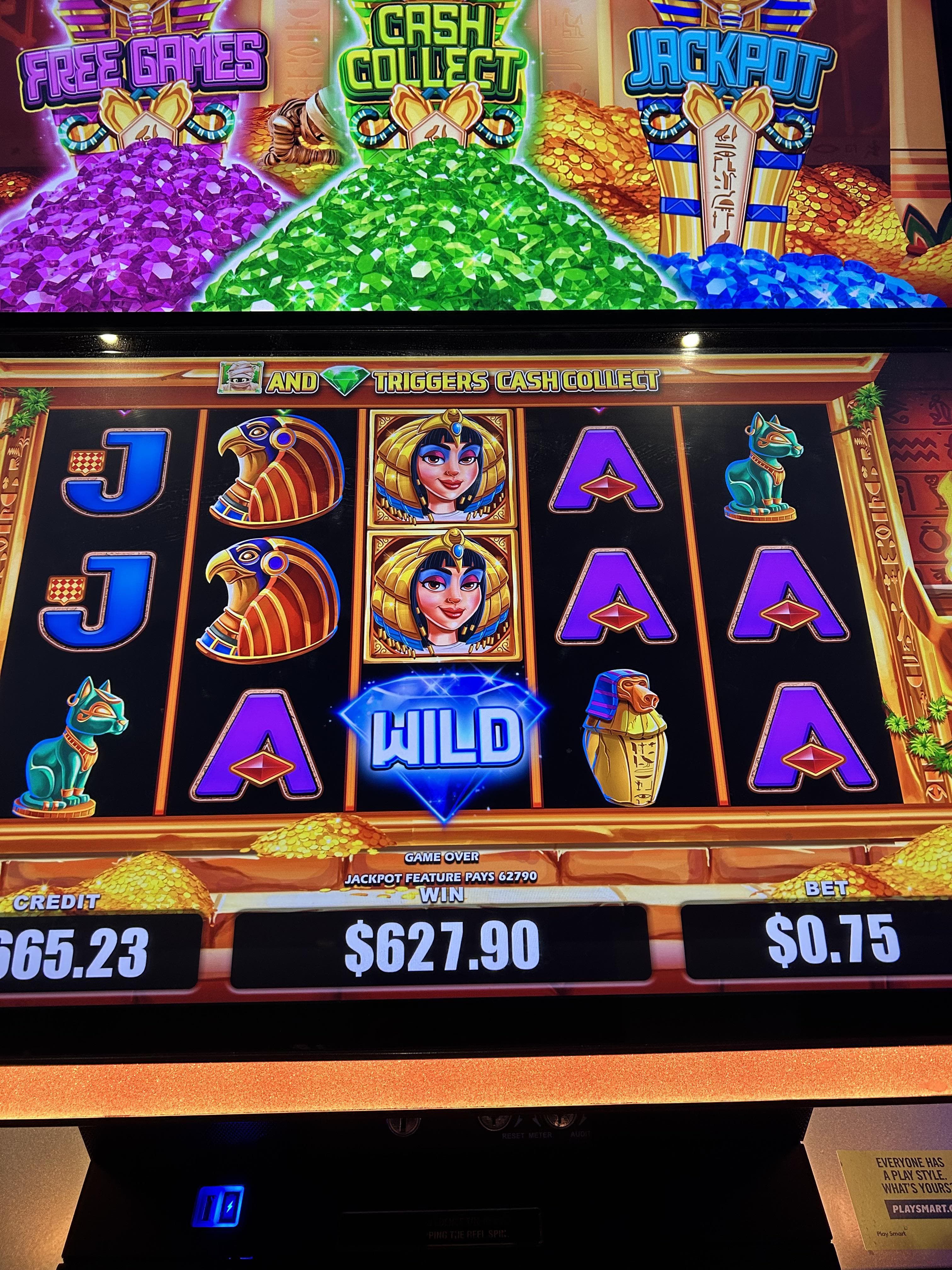 Slot machine being photographed during capture